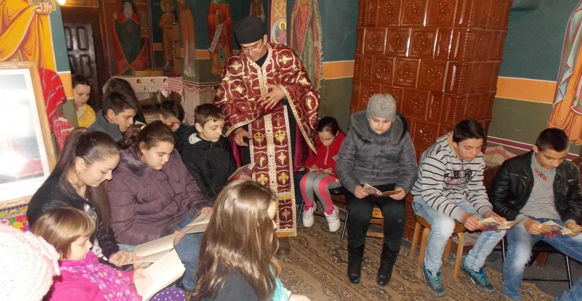 Seară de cateheză în Parohia Foleștii de Jos